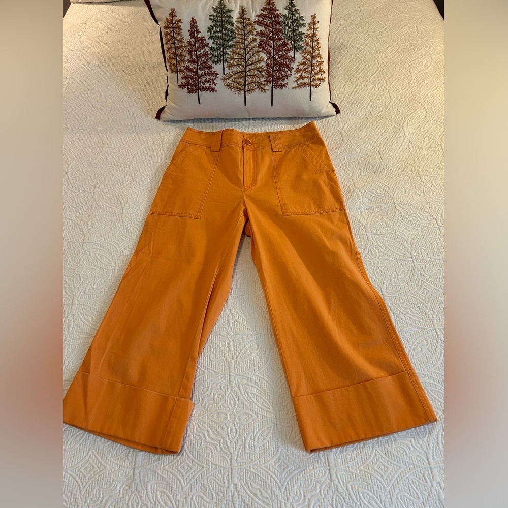 Womyn Cropped Summer Pants